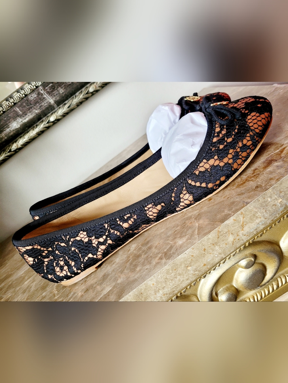 Tory Burch Chelsea Black/Nude Lace Ballet Flats with Gold Logo Charm US 9 NEW - Picture 5 of 16